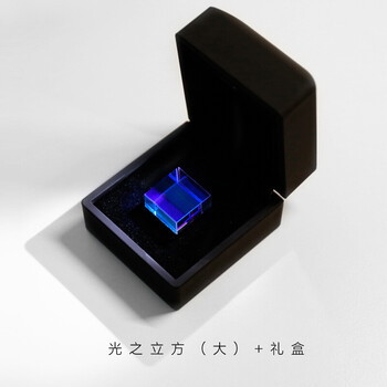 創(chuàng  )意水晶擺件，裝點(diǎn)你的藝術(shù)生活