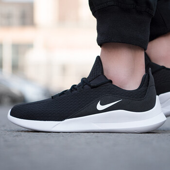 耐克（NIKE）跑步鞋黑色AA2181-002 