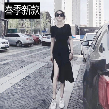 穿印花連衣裙，讓你秒變女神