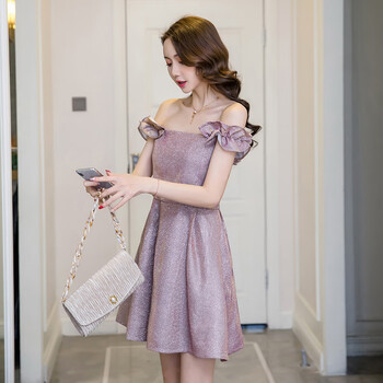 荷葉邊連衣裙，穿出優(yōu)雅氣質(zhì)