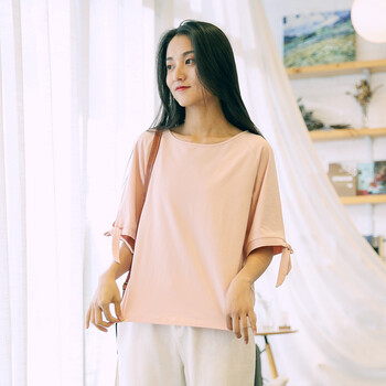 清新短袖，打造文藝女神