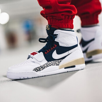 耐克（NIKE）籃球鞋美國夢之隊白藍AV3922-101 