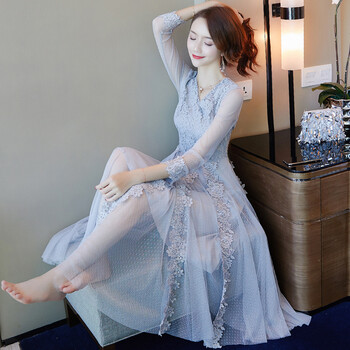 性感連衣裙，打造優(yōu)雅女神范