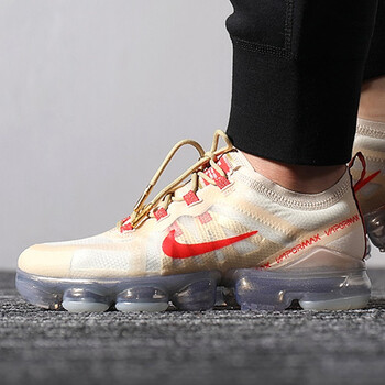 耐克（NIKE）跑步鞋BQ7041-200/2019 CNY 淡奶白色/ 