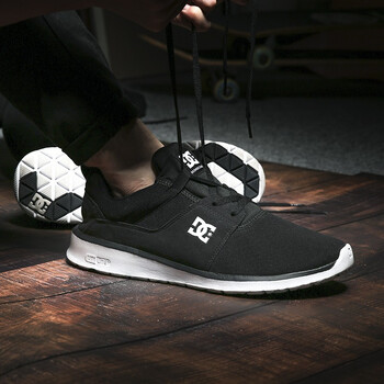 Dcshoecousa跑步鞋黑色BKW 36