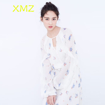 一字肩長(zhǎng)裙，讓你的少女心爆棚