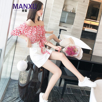 曼蓄（MANXU） 碎花 印花，蝴蝶結 連衣裙