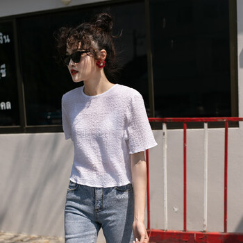 純色短袖連衣裙，打造時(shí)尚小仙女