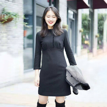 精致吊帶裙，打造優(yōu)雅女人味