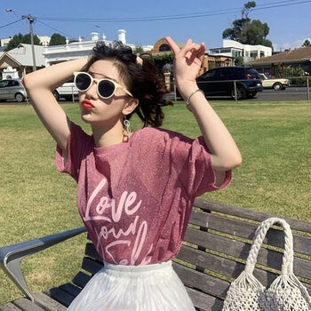 復古鏤空半身裙，打造優(yōu)雅小仙女