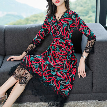 時(shí)尚鏤空連衣裙，打造優(yōu)雅女神范