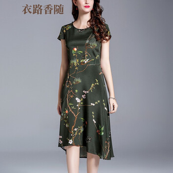 百搭小白裙，打造優(yōu)雅氣質(zhì)女神