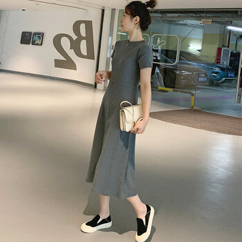 百搭修身長袖，打造優(yōu)雅女神