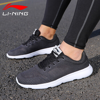 李寧（LI-NING）跑步鞋黑/白春夏網(wǎng)面 