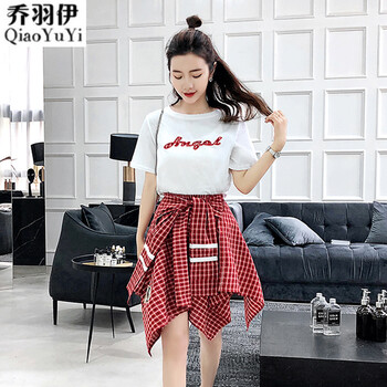 減齡印花連衣裙，打造甜美少女風(fēng)
