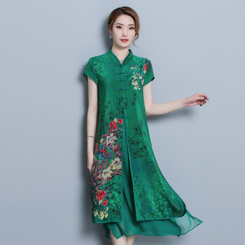 優(yōu)雅蕾絲連衣裙，打造都市女人味