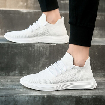 德?tīng)柣荩―EERWAY）跑步鞋1019白色 