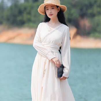 優(yōu)雅網(wǎng)紗連衣裙，打造浪漫女神范