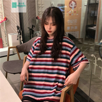 時(shí)尚條紋上衣，讓你的美出新高度