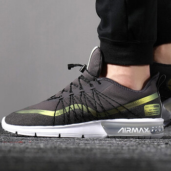 耐克（NIKE）跑步鞋AV3236-004 