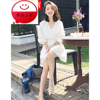 性感蕾絲裙，微胖妹子的優(yōu)雅選擇