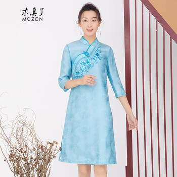 時(shí)尚女士吊帶裙，讓生活更簡(jiǎn)單