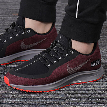 耐克（NIKE）跑步鞋AA1643-004深酒紅灰氣墊 42