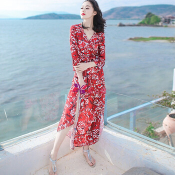 時(shí)尚氣質(zhì)，女神都愛(ài)的印花連衣裙