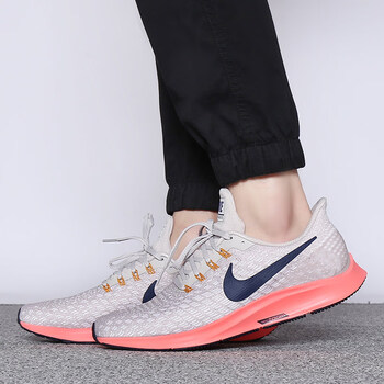 耐克（NIKE）跑步鞋942851-200 米棕 