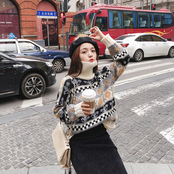 純色長袖小背心，打造優(yōu)雅少女風(fēng)