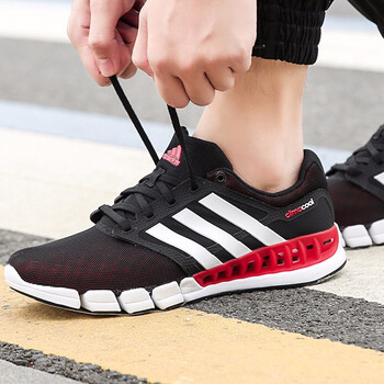 Adidas跑步鞋B75891/黑白灰 