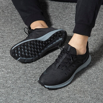 耐克（NIKE）跑步鞋黑武士AA7403-002 40