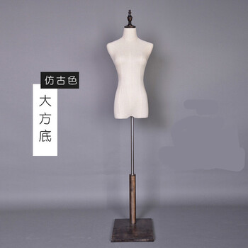 客廳裝修，創(chuàng)意玻璃花瓶來(lái)幫你