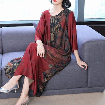 優(yōu)雅吊帶裙，打造浪漫女人味