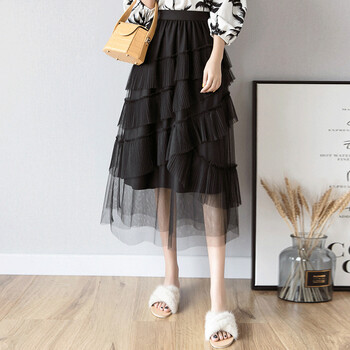 性感女孩，半身裙讓你美出新高度