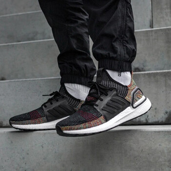 阿迪達斯（adidas）跑步鞋B37706 