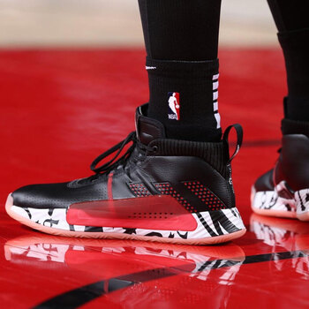 阿迪達(dá)斯（Adidas）籃球鞋EE4047 利拉德5代 