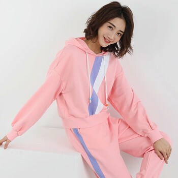 享利運（XIANGLIYUN） 連帽 長袖 女 短外套 做舊，金屬裝飾，飄帶，提花，燙畫