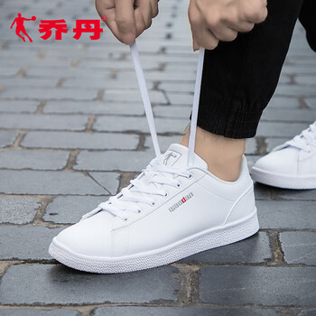 喬丹（QIAODAN）板鞋白色/極光紅  