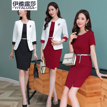 復(fù)古紅女裝外套