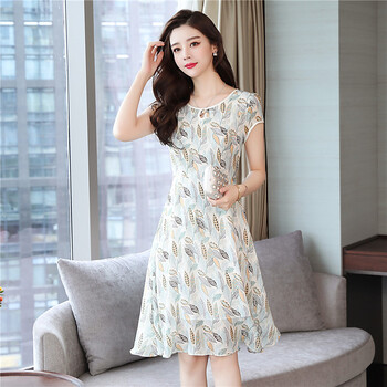 個(gè)性印花長(zhǎng)裙，打造優(yōu)雅小仙女