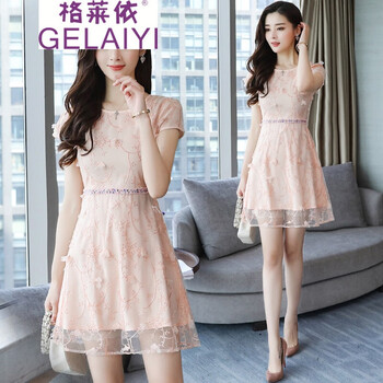 甜美網(wǎng)紗長(cháng)裙，讓你的少女心十足