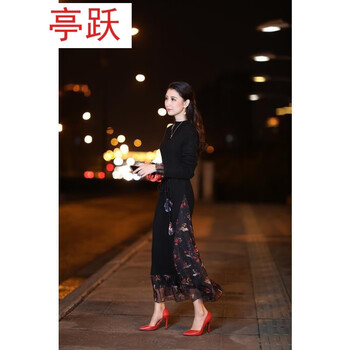 飄逸長(zhǎng)裙，微胖妹子的氣質(zhì)小心機(jī)