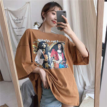 復古蝙蝠袖，微胖妹子的好幫手
