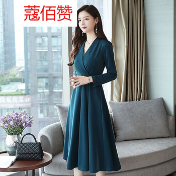 氣質(zhì)蕾絲裙，打造你的小身材