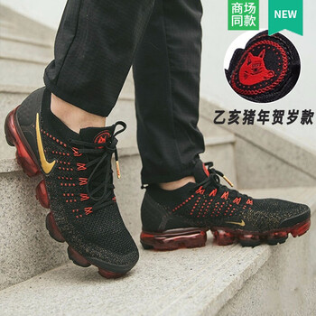 耐克（NIKE）跑步鞋BQ7036-001/男款/豬年賀歲款 