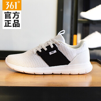 系帶透氣跑鞋，讓你的身體更舒適
