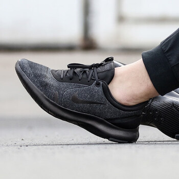 耐克（NIKE）跑步鞋AJ5900-007 40