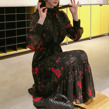 穿網(wǎng)紗連衣裙，打造優(yōu)雅女神
