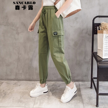 曲線(xiàn)美，高腰闊腿褲讓微胖妹子